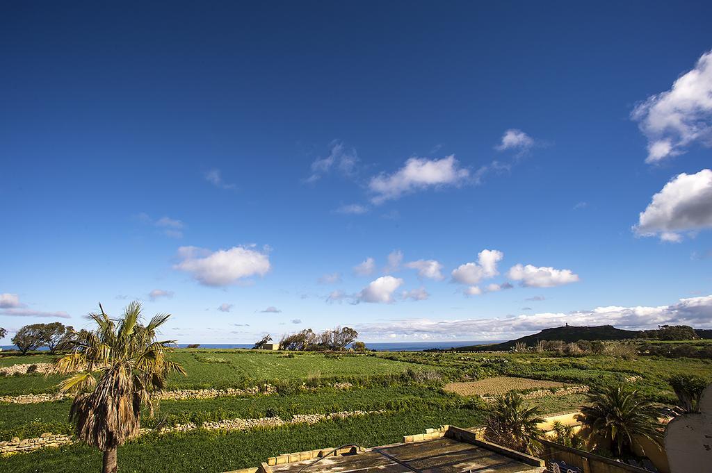 West B&B Għarb Exterior foto