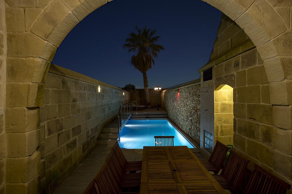 West B&B Għarb Exterior foto